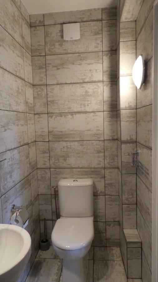 Number9 - Now With Air Conditioned Rooms Carlipa Extérieur photo